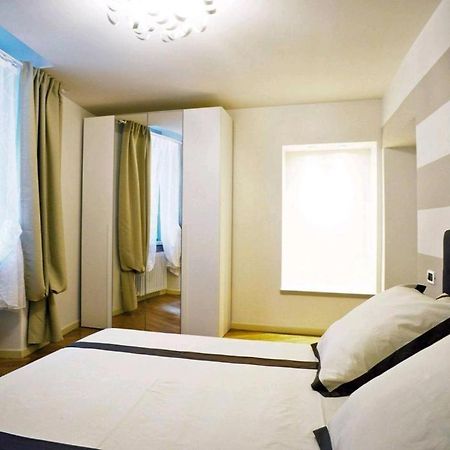 Ventuno - Modern Apartment - Country & Lake Lovere Extérieur photo